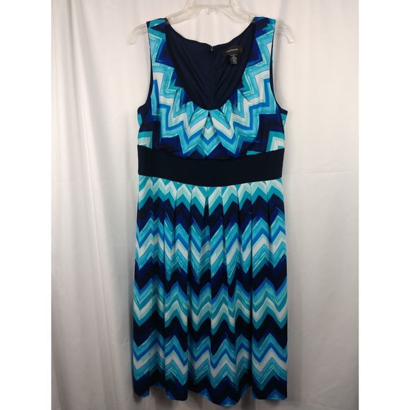 R & M Richards sleeveless blues chevron dress - Picture 6 of 7
